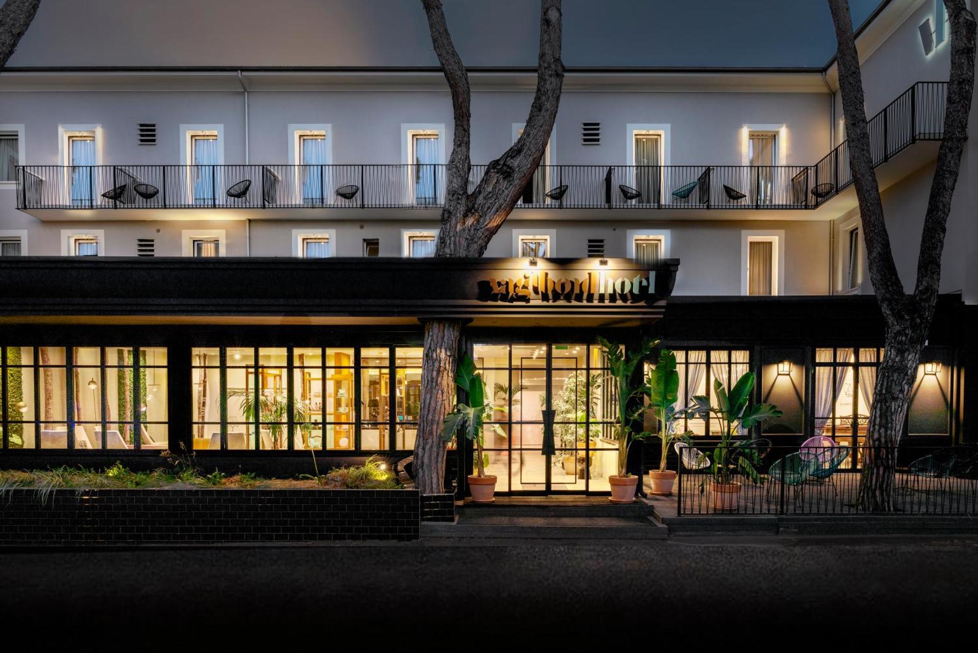 Hotel Vagabond Riccione Esterno foto