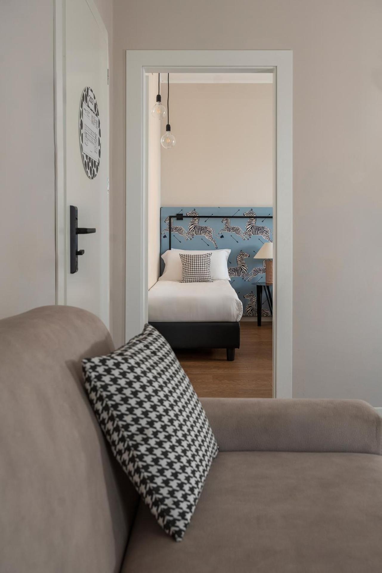Hotel Vagabond Riccione Esterno foto
